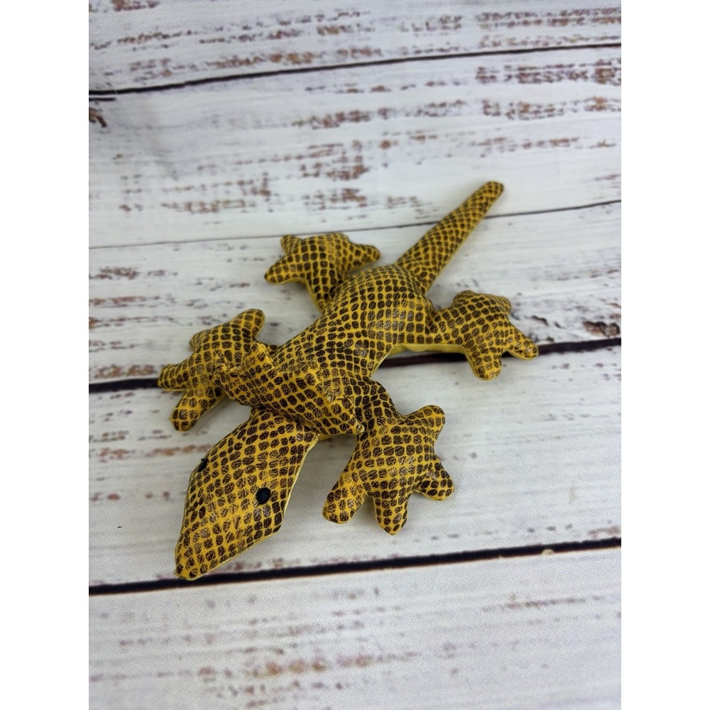 Vintage 1990s Sand Filled Fabric Geck Lizard Paper Weight 8"